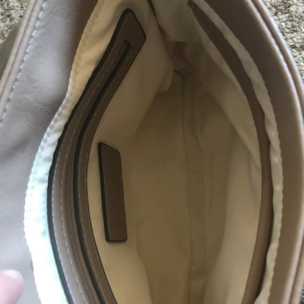 NICOLE MILLER -NEW YORK CITY- CROSSBODY PURSE - Picture 5 of 5